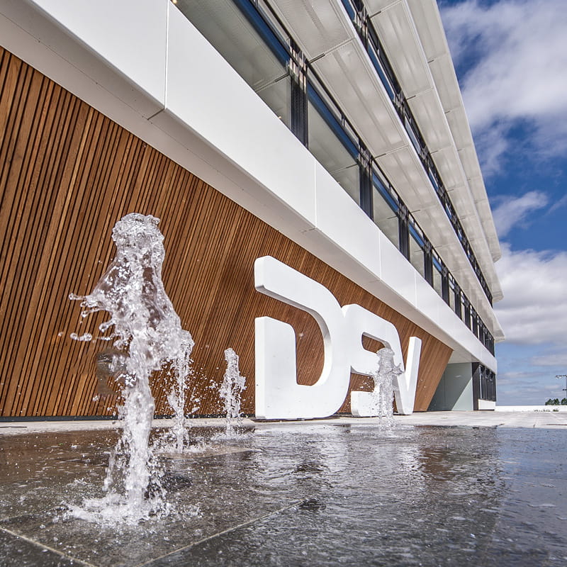DSV HQ indgang i Hedehusene